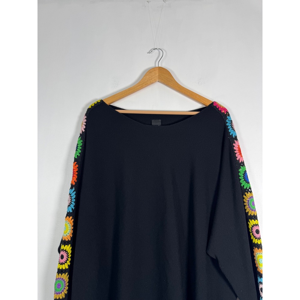Boho Aaeda Womens 2X Oversized Sweater Black Crochet Sunflower Sleeve Top - Picture 8 of 9